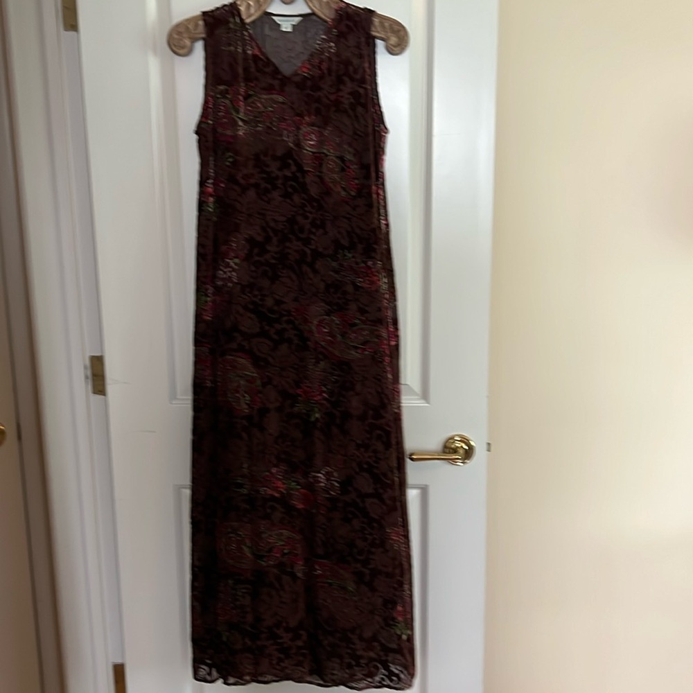 Burgundy cut velvet maxi column dress